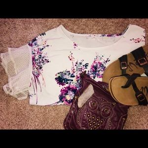 🌟3 for 30!🌟Maurice’s Floral Blouse🌟